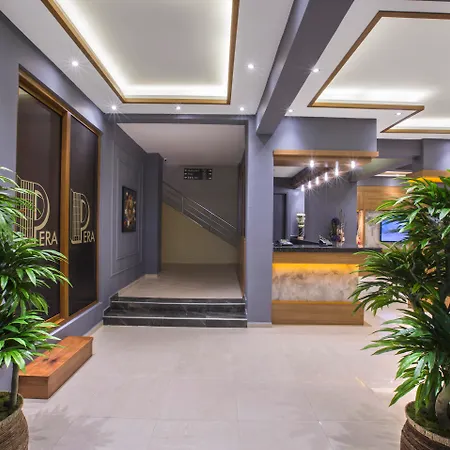 Hotel Pera 3*